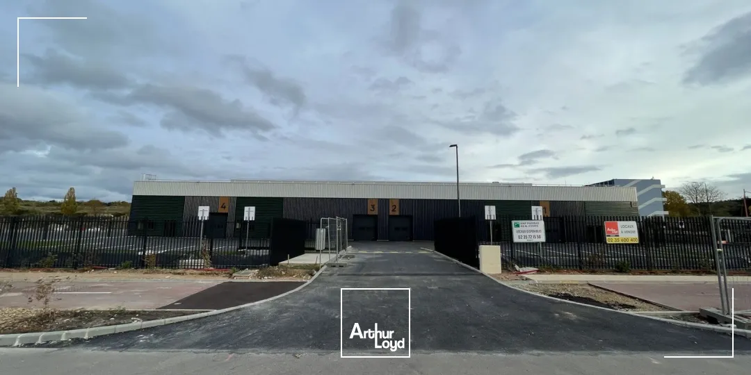 Locaux d'activité à vendre à PETIT COURONNE 76650