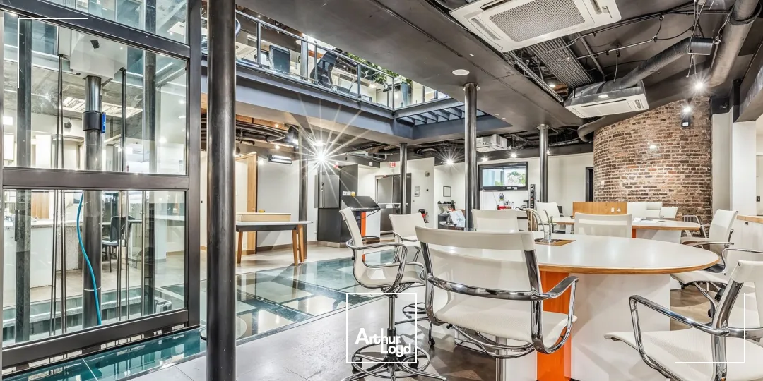 Bureaux indépendants rénovés - style industriel haut de gamme - Paris 10ème