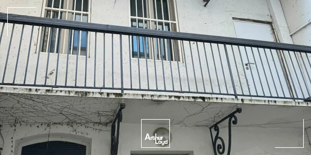 DAX rue piétonne - Local commercial avec grandes vitrines - IDEAL ENSEIGNE