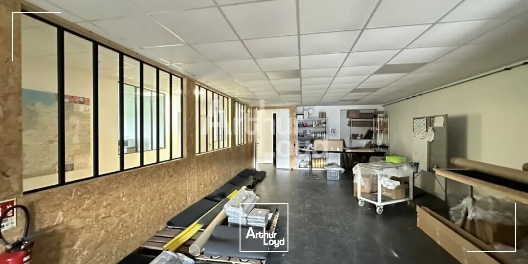 CELLULE D'ACTIVITE - BUREAUX NEUFS AVEC DE BELLES PRESTATIONS