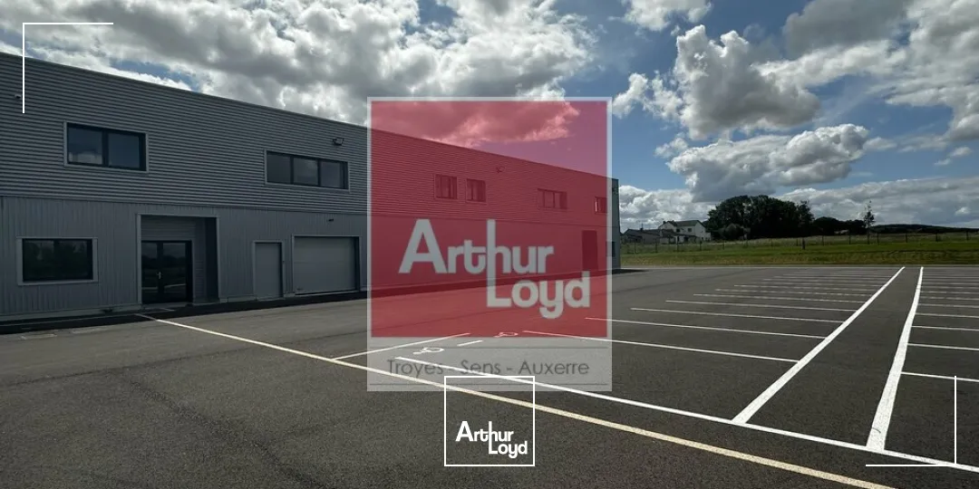 Bureaux avec espace de stockage - Savipol