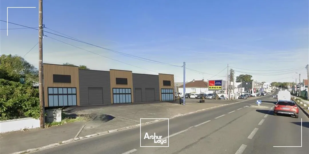 À louer : 3 cellules commerciales rénovées avec vitrines neuves sur l'axe n°1 de la Métropole Orléanaise