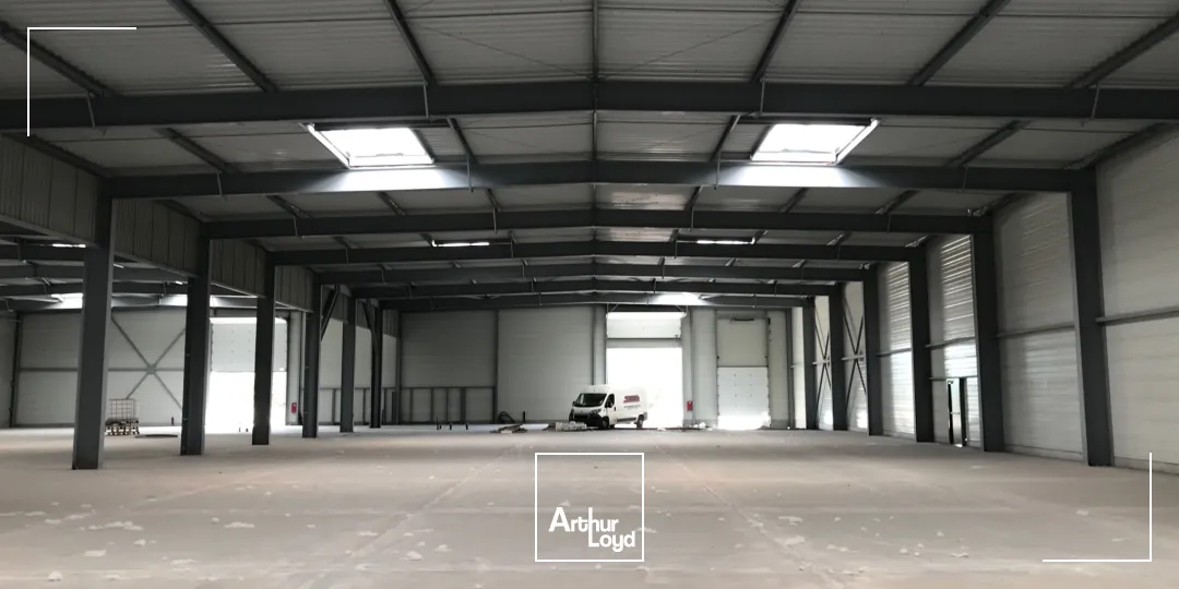 Entrepôt à louer à VALENCIENNES - SARS ET ROSIERES