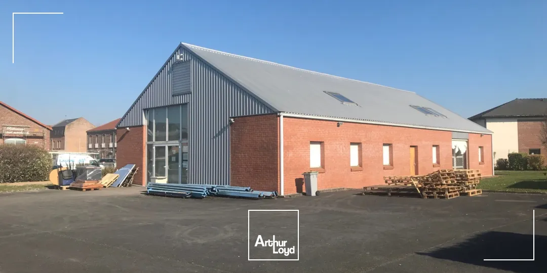 Entrepôt à LOUER à VENDRE à Cambrai 