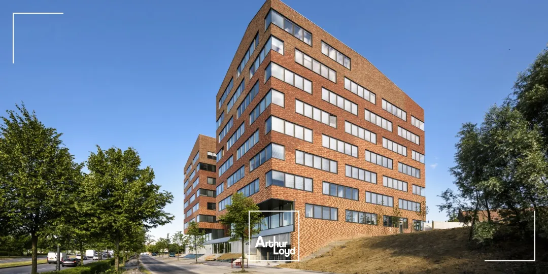 Au coeur de l'Ecoquartier de l'Union, dans un environnement aménagé et agréable, valorisé par la proximité de l'eau, source de dynamisme et de bien être.Cet immeuble bénéficie d'...