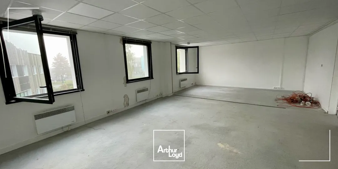 Location espace de bureaux 150 m² - Pilaterie -Wasquehal / Villeneuve d'Ascq, rénové