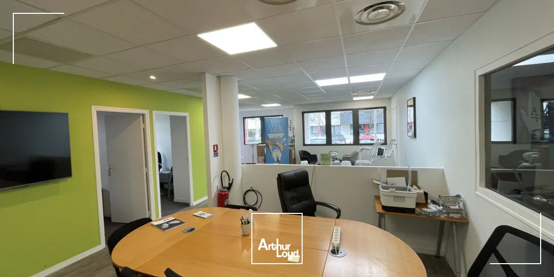 BUREAUX À VENDRE OU À LOUER-225 M²-PARC TERTIAIRE D'EXAPOLE