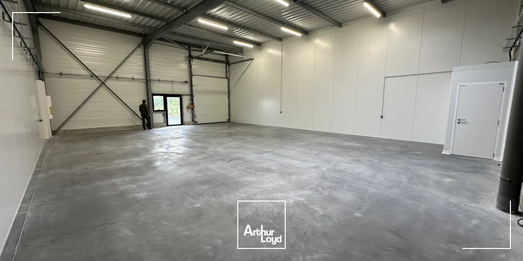 Locaux d'activité à vendre à MARTIN EGLISE 76370