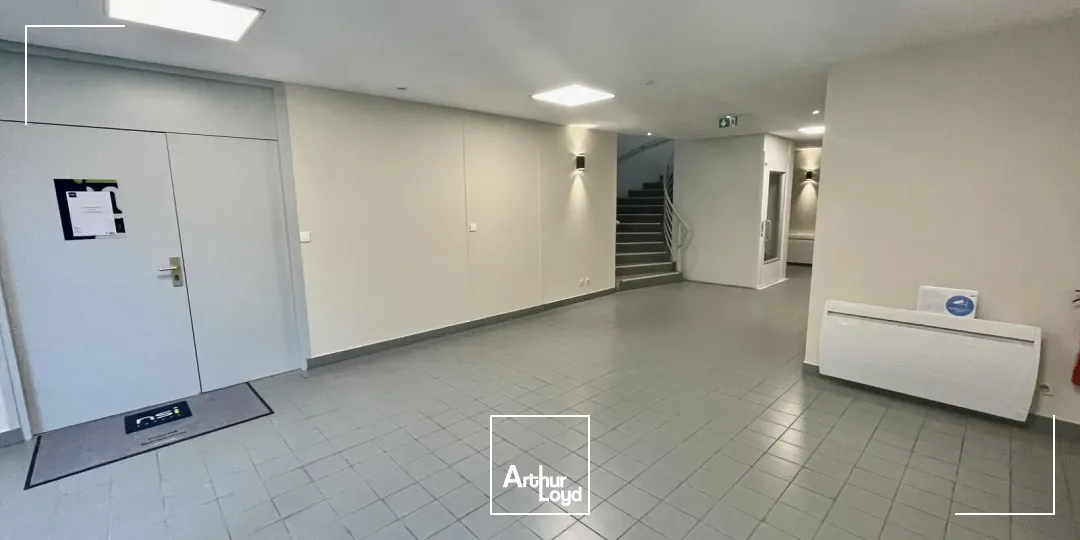 Bureaux à louer à MONT SAINT AIGNAN 76130