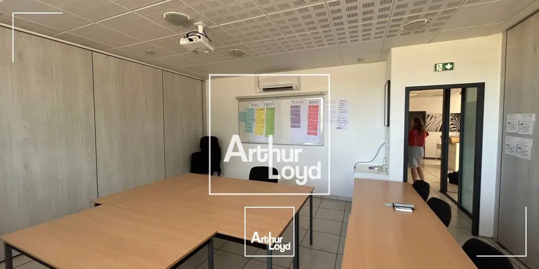 Bureaux lumineux de 260 m2 aménagés à Perpignan