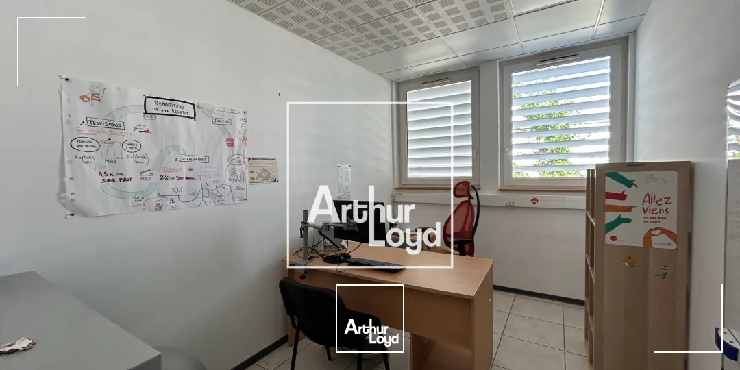 Bureaux lumineux de 260 m2 aménagés à Perpignan