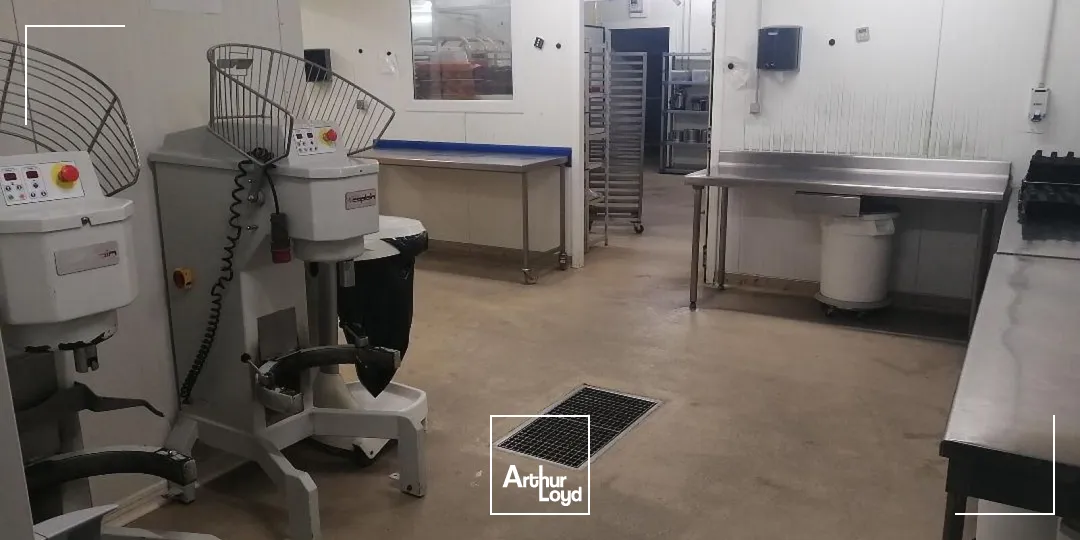 Locaux d'activité à vendre à ORLY 94310