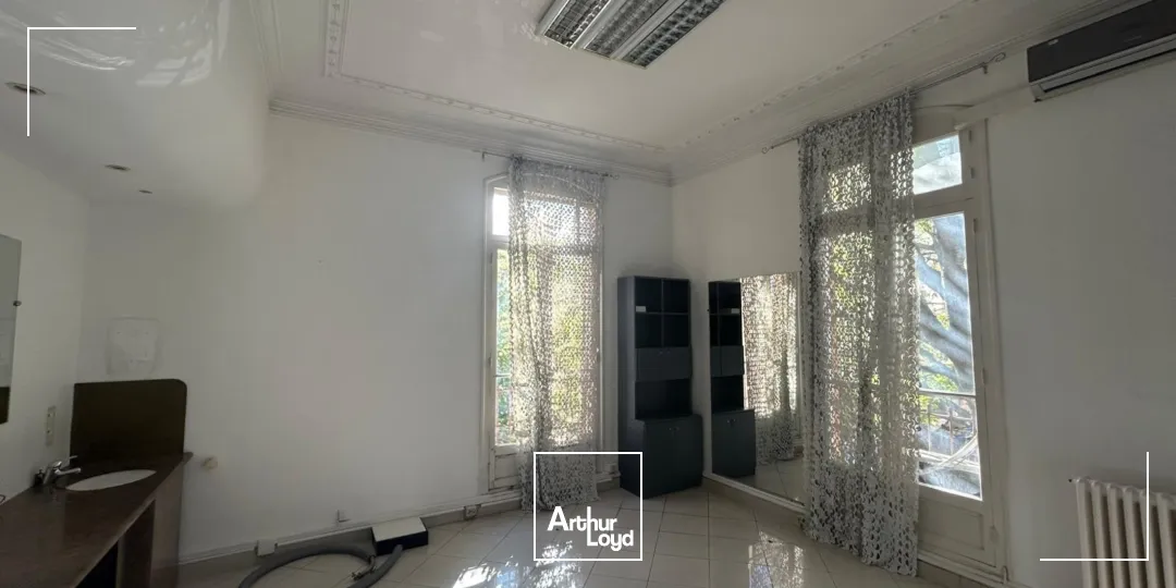 Bureaux à louer avec parkings - Idéal cabinet médical - Prado / Périer - 13008 Marseille