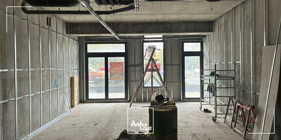 Local commercial La Rochelle 98.21 m2