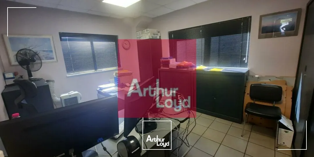 CLERMONT-FERRAND A LOUER LOCAL ACTIVITE 1400 M² - BATIMENT INDEPENDANT