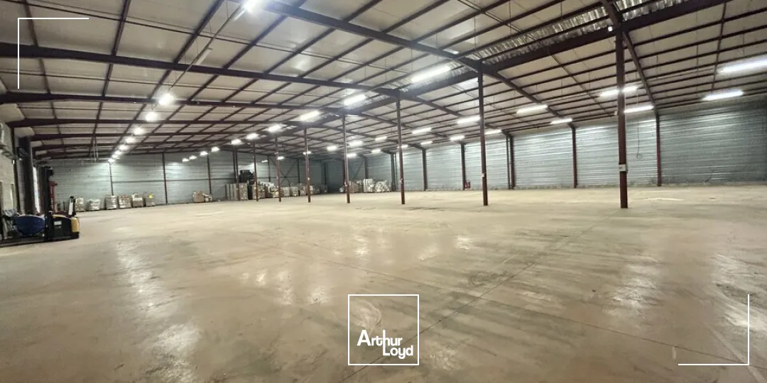 A VENDRE local d'activité zone Chalonnaise 