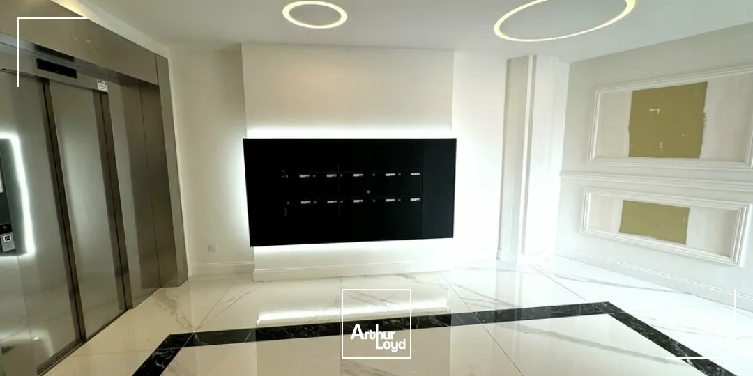 TOURS QUARTIER GARE BUREAUX A VENDRE 656 M² AVEC PARTIE LOUEE