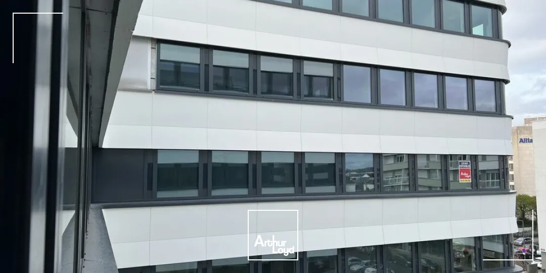 TOURS QUARTIER GARE BUREAUX A VENDRE 656 M² AVEC PARTIE LOUEE