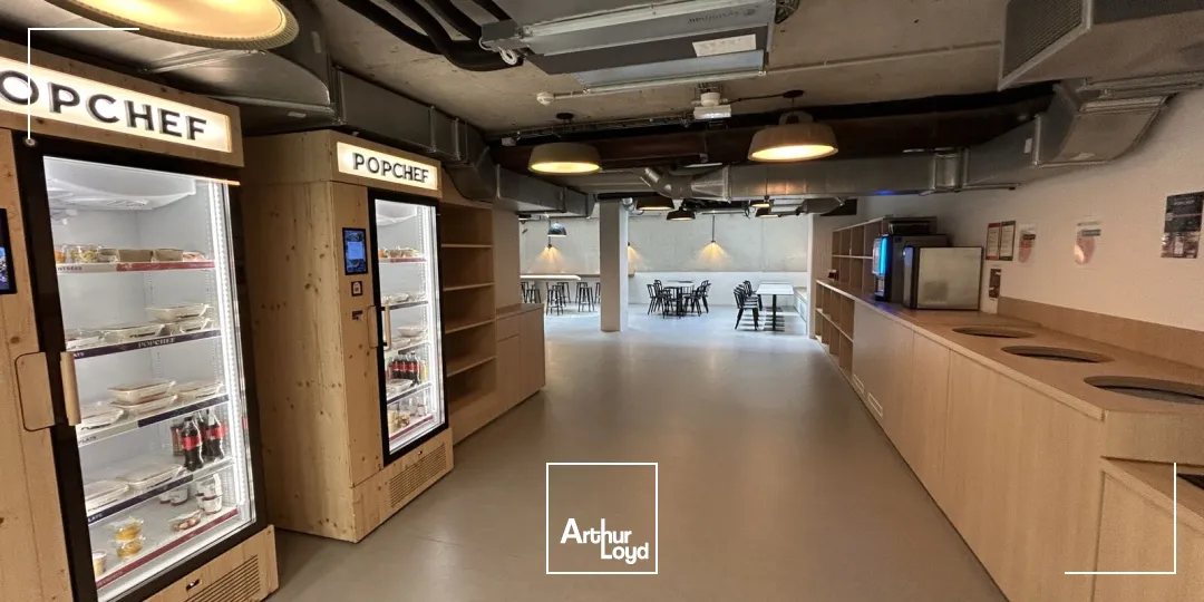 Bureaux rénovés avec Rooftop à Nanterre, proche de la Défense