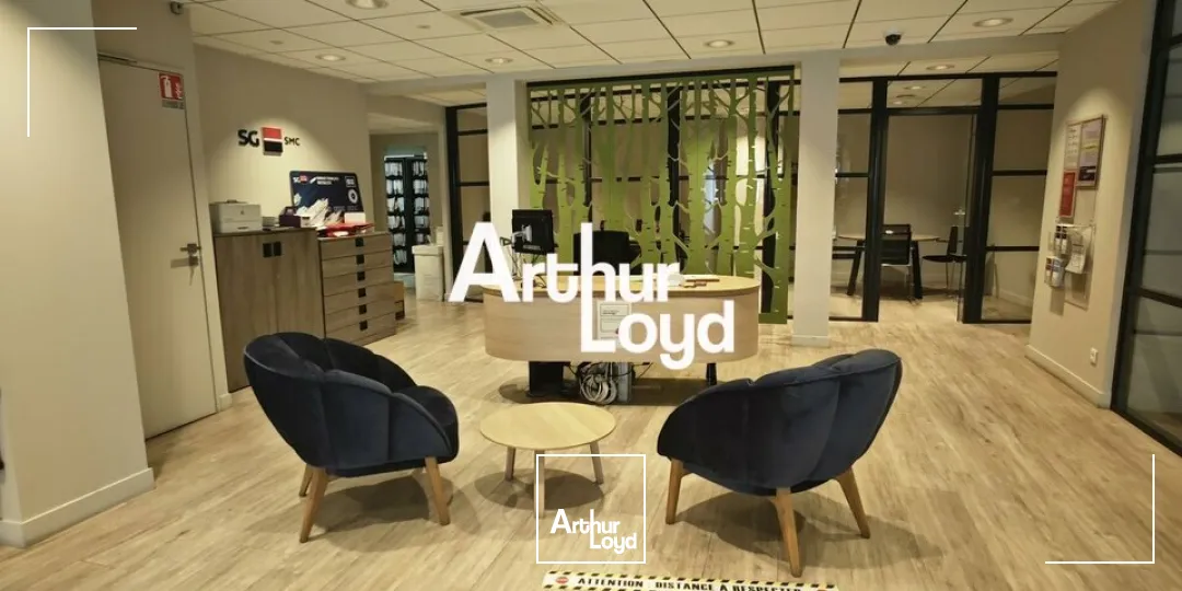 VENTE LOCAL COMMERCIAL195 M² + 1 PARKING EN SOUS SOL EMPLACEMENT N°1