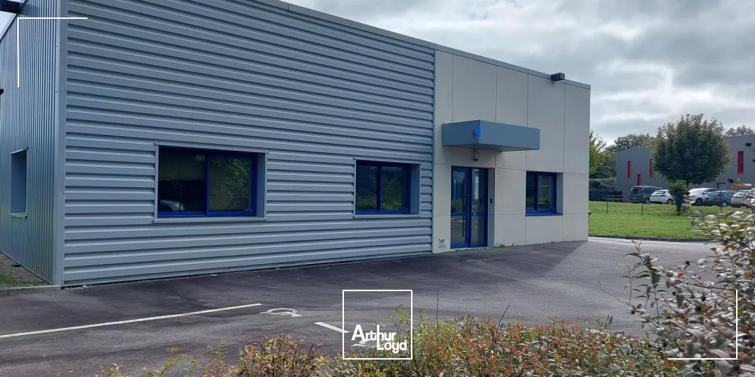 A LOUER LOCATION BUREAUX IMMEUBLE INDEPENDANT TREILLIERES RAGON