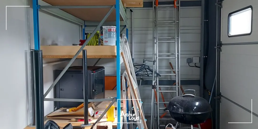 A LOUER LOCATION BUREAUX IMMEUBLE INDEPENDANT TREILLIERES RAGON