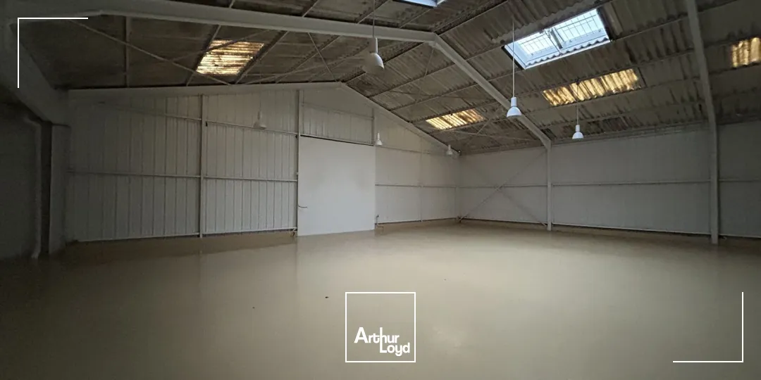 A VENDRE - 510 M2 - ST NAZAIRE - ATELIER - BUREAUX