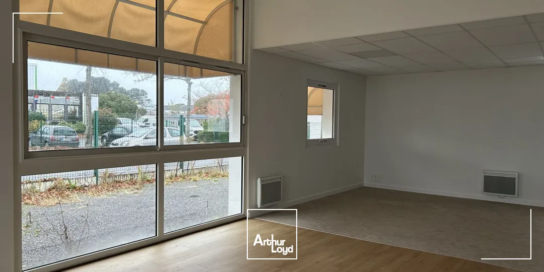 A VENDRE - 510 M2 - ST NAZAIRE - ATELIER - BUREAUX