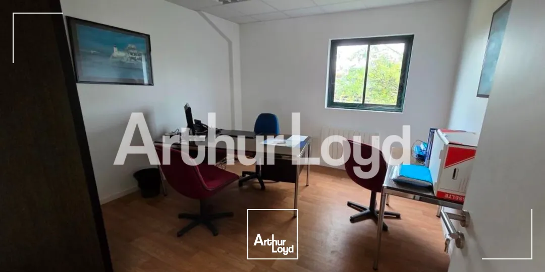 Bâtiment Stockage - Bureaux - CARPIQUET