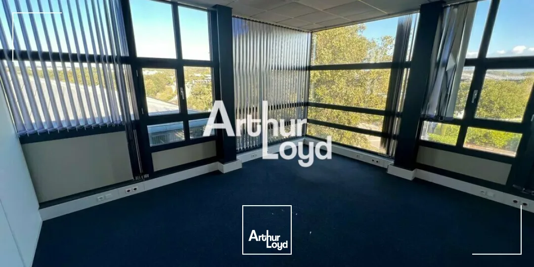 Location de bureaux 861 m² divisibles dès 195 m² - Standing - Sophia Antipolis 