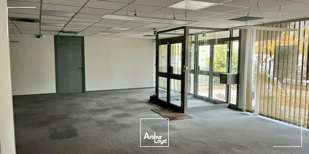 DIJON - AXE DRAPEAU / REPUBLIQUE - A LOUER