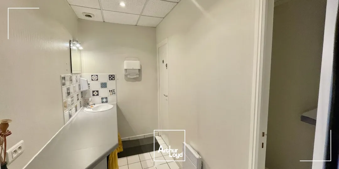 Bureaux à vendre à SOTTEVILLE LES ROUEN 76300