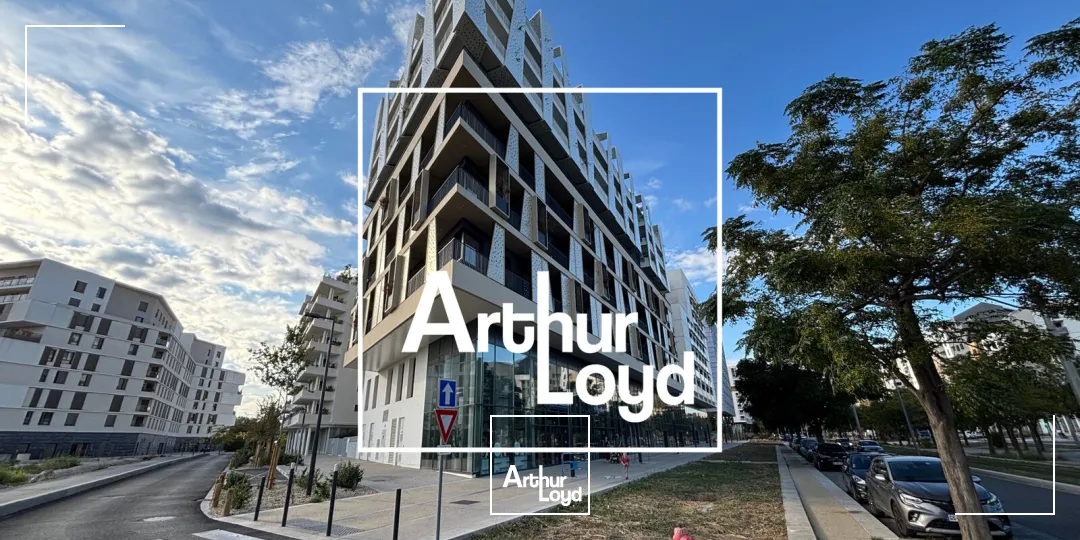 LOCATION LOCAL COMMERCIAL - PORT MARIANNE - PROCHE TRAMWAY