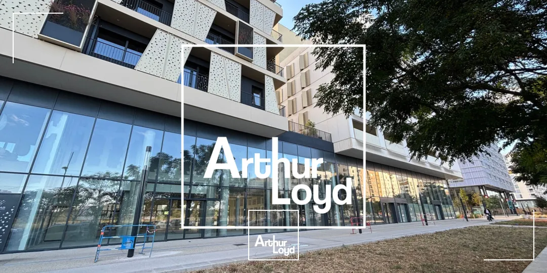 LOCATION LOCAL COMMERCIAL - PORT MARIANNE - PROCHE TRAMWAY