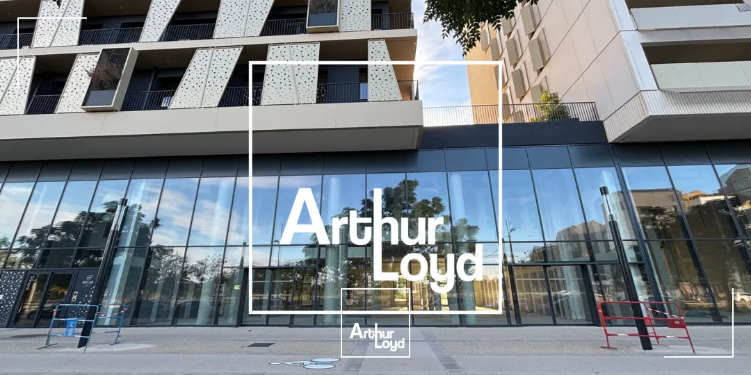 LOCATION LOCAL COMMERCIAL - PORT MARIANNE - PROCHE TRAMWAY