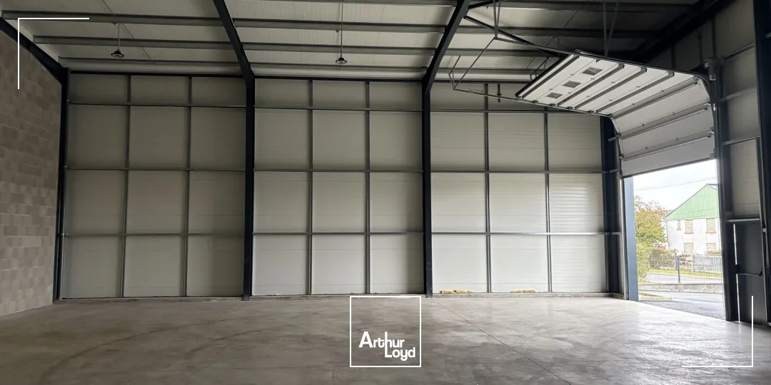 Cellule artisanale à louer - Meung sur Loire - 330 m2 - Périphérie Ouest Orléans Métropole