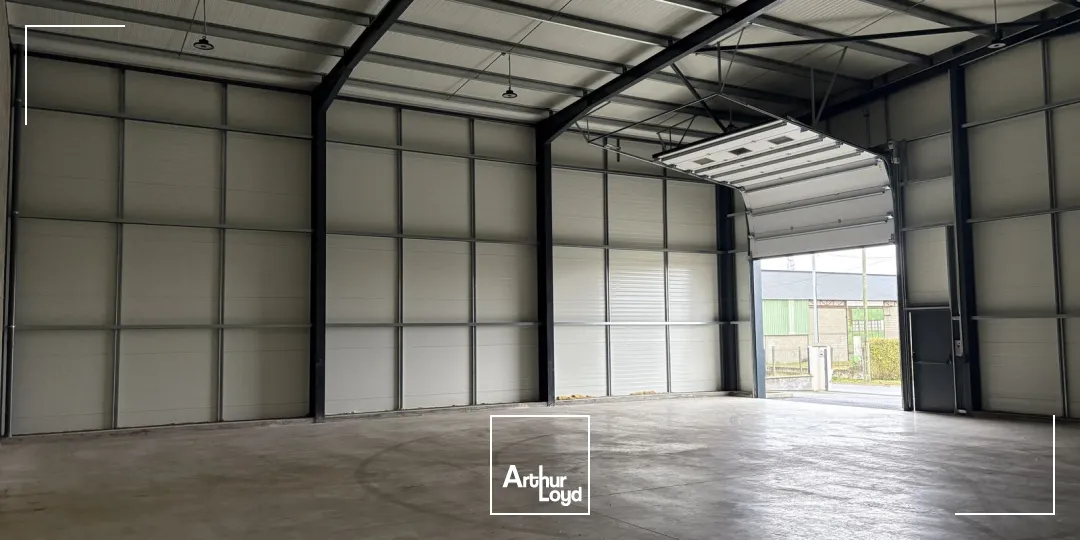 Cellule artisanale à louer - Meung sur Loire - 330 m2 - Périphérie Ouest Orléans Métropole