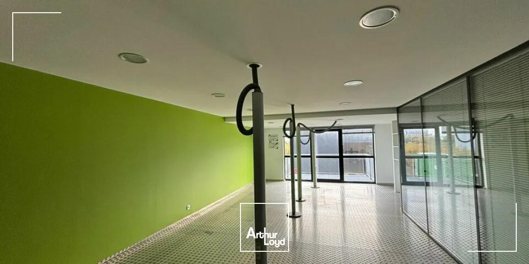 Opportunité Investisseur : Ensemble Immobilier d'Activité aux Sables d'Olonne