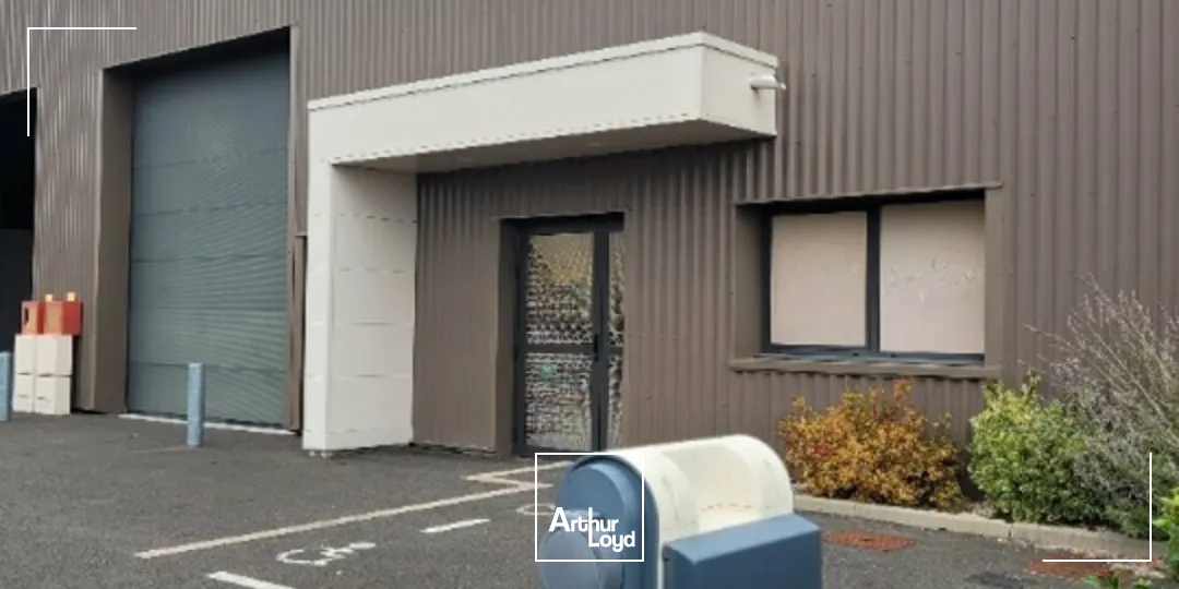 ZI SUD LE MANS LOCATION LOCAL ACTIVITE 357m²