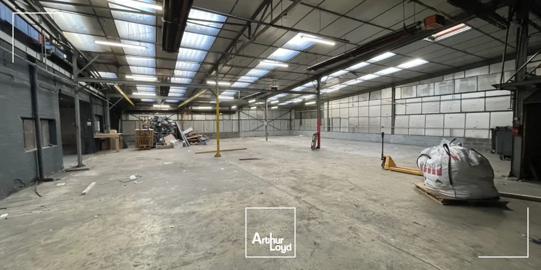 A VENDRE - LOCAL D'ACTIVITE