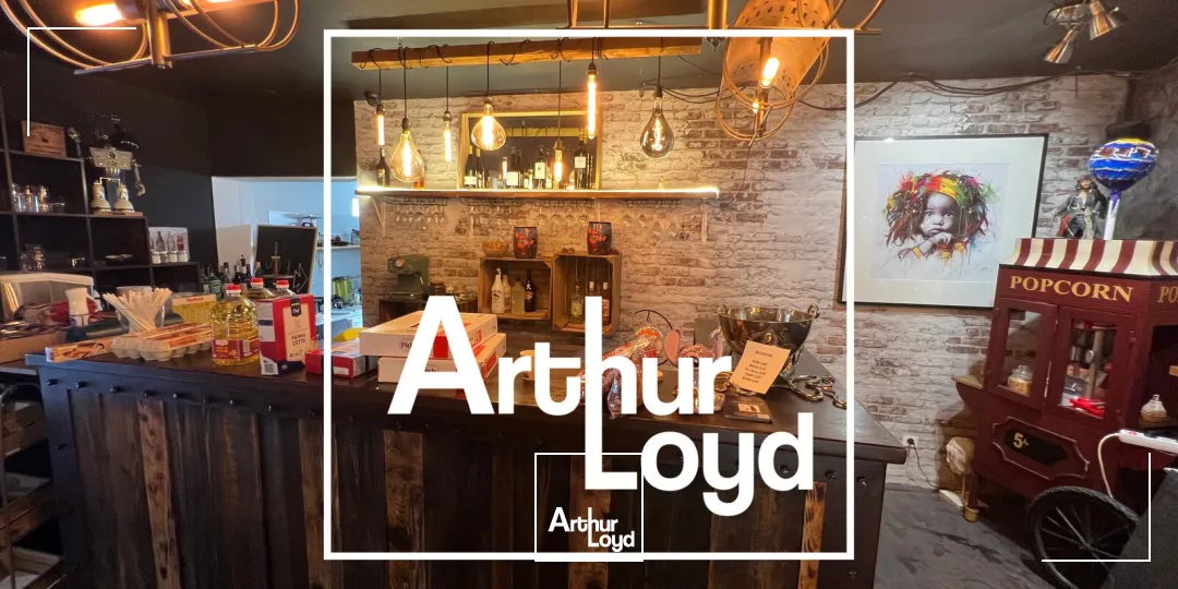 LOCAUX PROFESSIONNELS A LOUER - ST JEAN DE VEDAS - TERRASSE PRIVATIVE