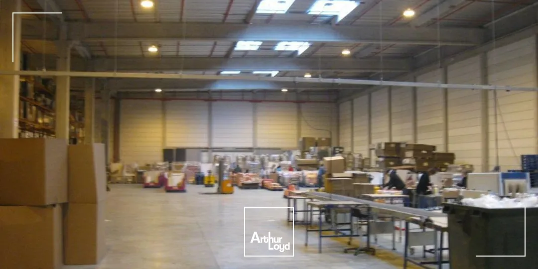 Entrepôts à louer à Marly-la-Ville - 5 100 m² à 15 200 m² - ICPE multiples - accessibilité optimale