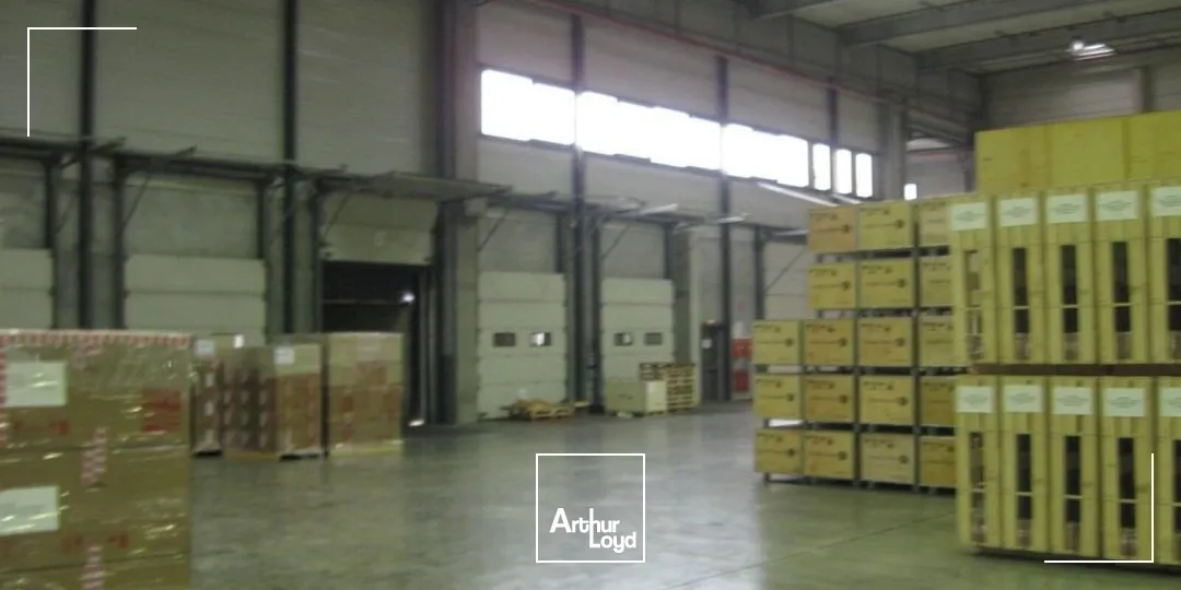 Entrepôts à louer à Marly-la-Ville - 5 100 m² à 15 200 m² - ICPE multiples - accessibilité optimale