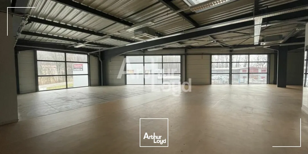 LOCAUX À LOUER À TOURNON (73)