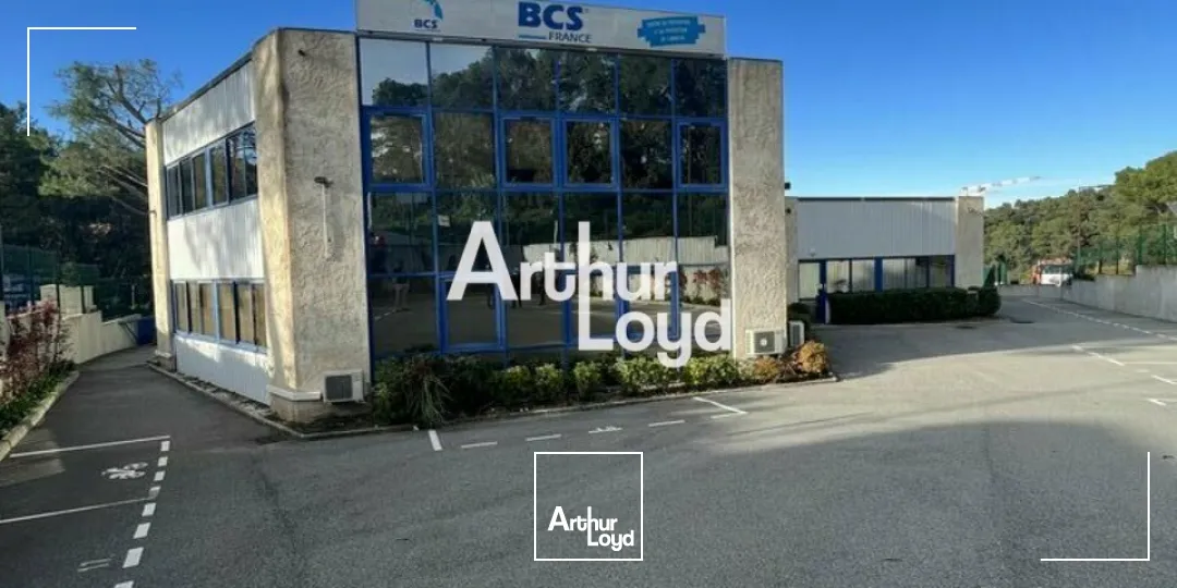 Locaux mixte à louer - Très bonne visibilité - Antibes