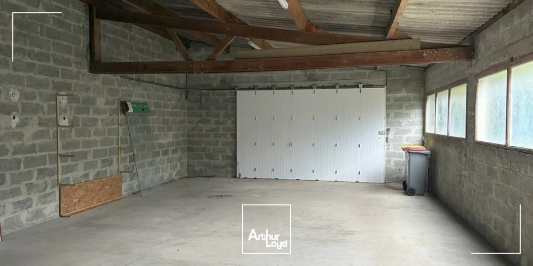 LOCAL COMMERCIAL DE 120M2  NIORT