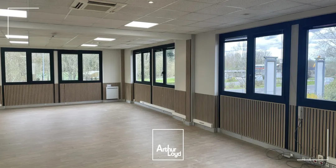 A LOUER BUREAUX DE 63 M2 À 335 M2 - COMPIEGNE ZAC DE MERCIERES