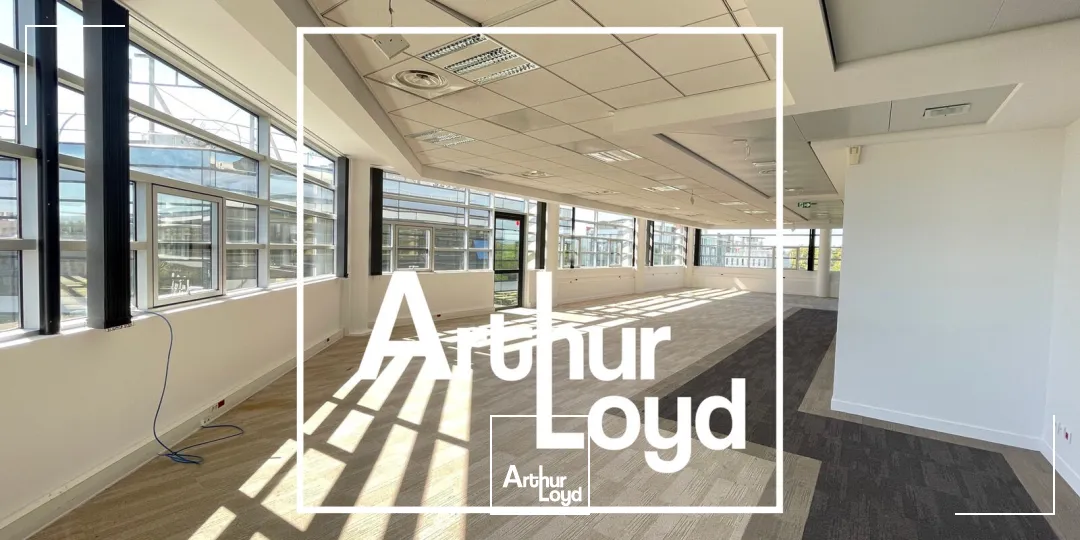 BUREAUX LUMINEUX A LOUER - MONTPELLIER MILLENAIRE PROXIMITE A709 ET TRAMWAY - 206 M2 