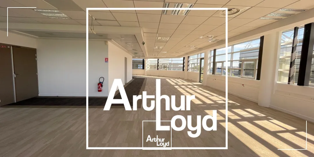 BUREAUX LUMINEUX A LOUER - MONTPELLIER MILLENAIRE PROXIMITE A709 ET TRAMWAY - 206 M2 