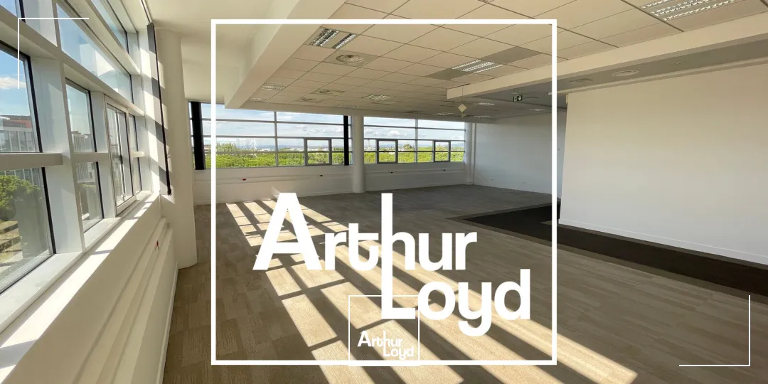 BUREAUX LUMINEUX A LOUER - MONTPELLIER MILLENAIRE PROXIMITE A709 ET TRAMWAY - 206 M2 